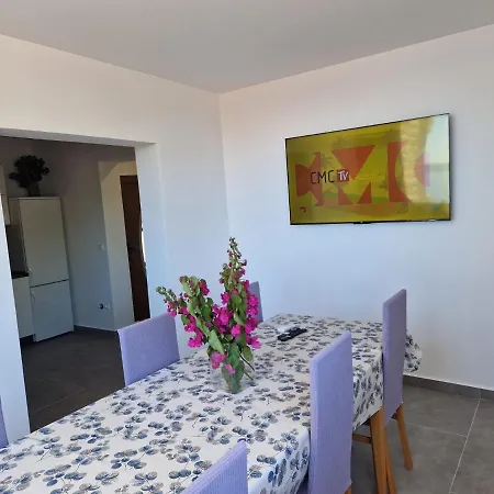 Mia Apartment